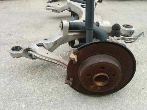 Foto 3ª: Puente Trasero Volvo S60 2.4 103KW) BERLINA 140CV [B5244S2] (2002)