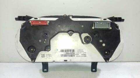 Foto 2ª: Cuadro de Instrumentos Renault Trafic 6 - PLAZAS ACRISTALADO PARCIAL 2 9T COMBI CORTO 82CV 60KW [F9Q762] (2003)