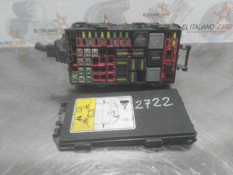 Foto 2ª: Caja Reles Fusibles Ford Transit FT 330 2.4 EXPRESS-LINE 116CV 85KW CAJA CERRADA [FXFA] (2004)