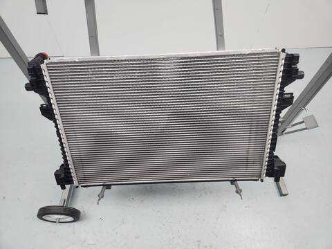 Foto 3ª: Radiador Motor Volkswagen Golf STYLE 115CV [DXDE] (2024)