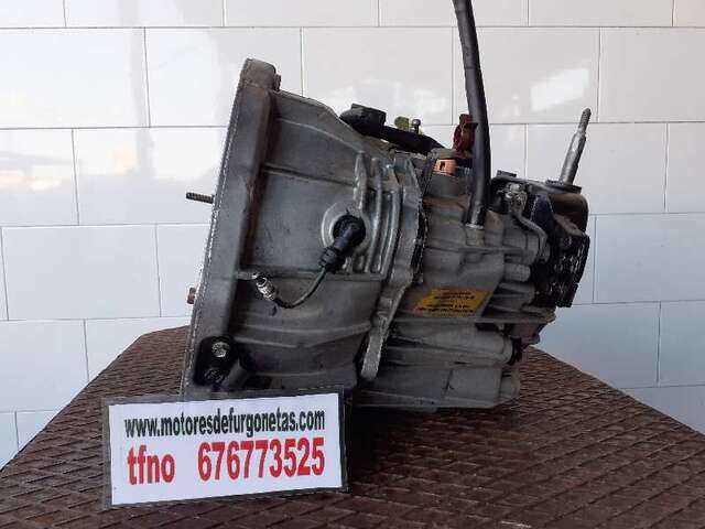 Foto 2ª: Caja Cambios Nissan Primastar 1.9 DCI D 101CV (2006)