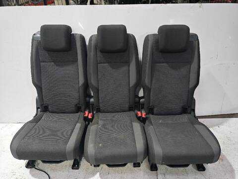 Asientos Traseros Volkswagen Touran ADVANCE BMT 110CV