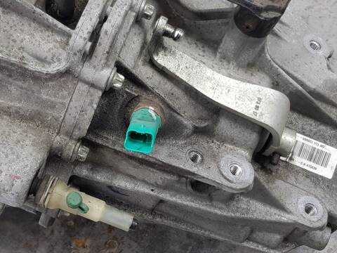 Foto 3ª: Caja Cambios Renault Kadjar ZEN 90CV 66KW (2015)