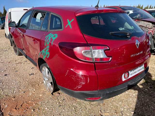 Foto 2ª: Piloto Trasero Izquierdo Renault Megane 1.5 DCI 110cv [K9KJ8] (2013)