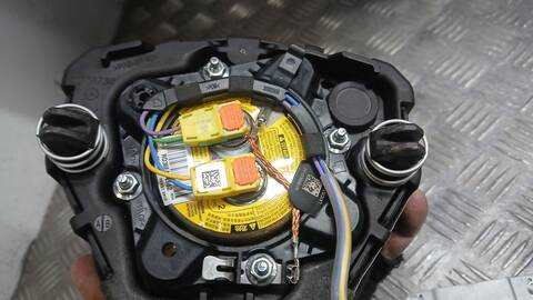 Foto 3ª: Kit Airbag Mercedes Clase G 230 GLA 200 156.943) 156CV 115KW [270910] (2017)