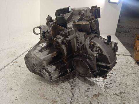 Foto 3ª: Caja Cambios Alfa Romeo 156 1.9 JTD CAT 105CV 77KW [AR32302] (1999)