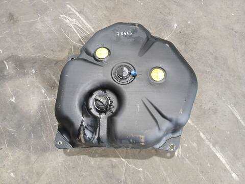 Deposito AdBlue Mercedes Clase E 180 E 200 CDI - BLUETEC 212.005 212.006) 136CV 100KW