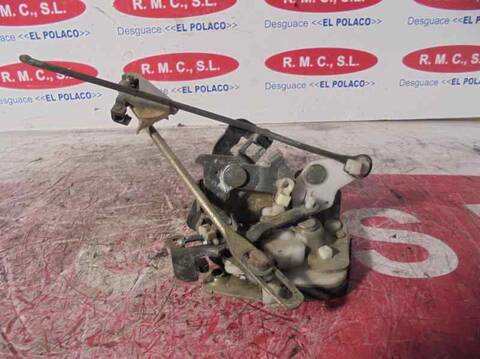 Foto 4ª: Cerradura Puerta Trasera Izquierda Hyundai Elantra 141CV 104KW [DJY] (1998)
