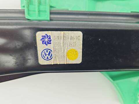 Foto 4ª: Elevalunas Manual Trasero Izquierdo Volkswagen Tiguan 2.0 TDI 150CV 110KW [DTSB] (2023)