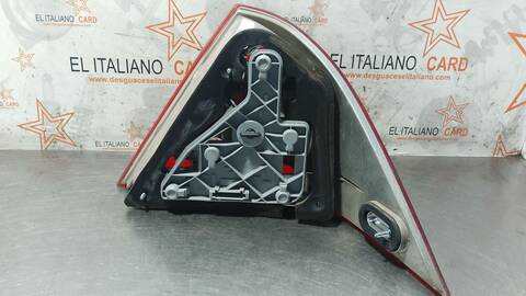 Foto 2ª: Piloto Trasero Izquierdo Mercedes Clase C 160 180 COMPRESSOR 203.046) BERLINA 143CV 105KW [M271946] (2003)