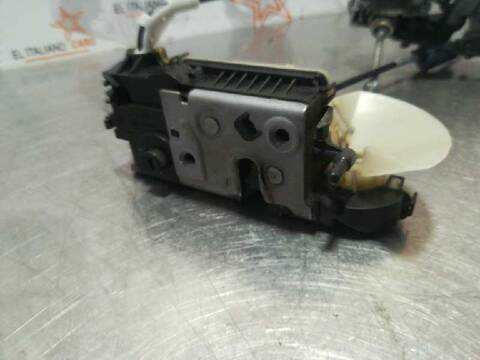 Foto 2ª: Cerradura Puerta Delantera Izquierda Peugeot 208 ACTIVE 92CV 68KW [9H06] (2014)