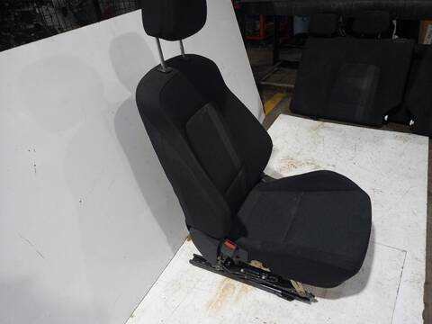Foto 2ª: Asiento Delantero Izquierdo Hyundai i20 ESSENCE MILD-HYBRID 100CV [G3LF  G3LE] (2020)