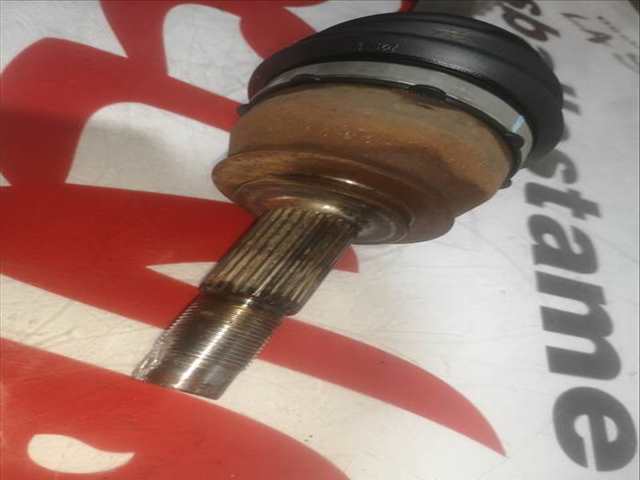 Foto 2ª: Transmision Delantera Izquierda Fiat Punto 1.4 G III EVO 77CV 57KW 199) 199B1000 (2012)