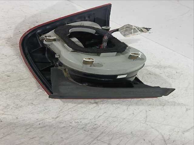 Foto 2ª: Piloto Trasero Izquierdo Volkswagen Phaeton 3.0 V6 TDI 4MOTION 240CV [CARB CEXA] (2002)