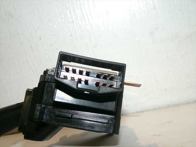 Foto 4ª: Mando Multifuncion Hyundai Santa Fe 2.0 CRDI 2001-2006 [D4EAV] (2005)