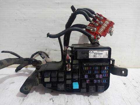 Caja Reles Fusibles Mazda 3 CENTER-LINE 150CV