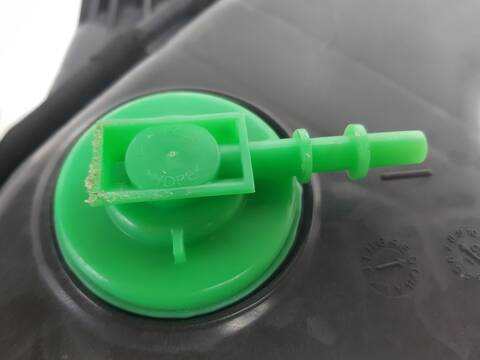 Foto 2ª: Deposito AdBlue Citroen Jumpy CLUB M (1995)