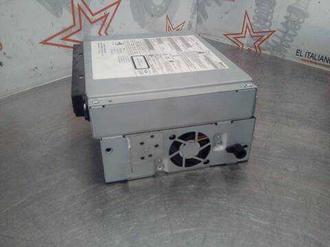 Foto 2ª: Sistema Audio Radio CD Volvo V40 R-DESIGN MOMENTUM 150CV 110KW [D5204T6] (2013)