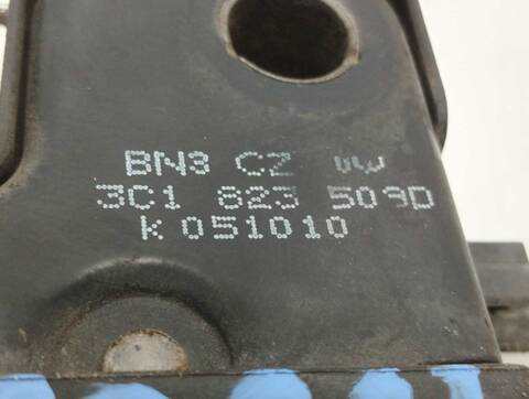 Foto 2ª: Cerradura Capot Volkswagen Passat ADVANCE BERLINA 140CV 103KW [BKP] (2005)
