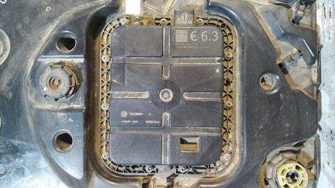 Foto 3ª: Deposito AdBlue Citroen C4 FEEL BERLINA 110CV 81KW [YH01] (2022)