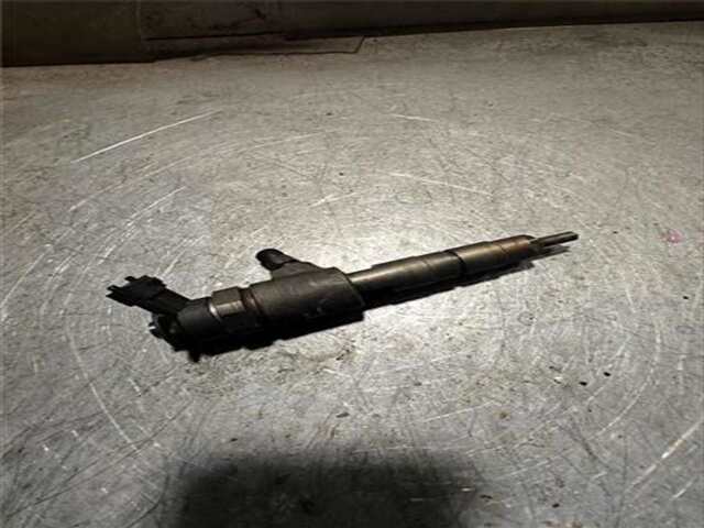 Foto 2ª: Inyectores Peugeot 2008 1.6 ALLURE [1.6 LTR. - 88 KW BLUE-HDI FAP]