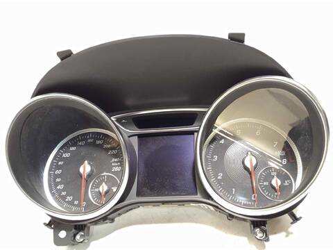 Foto 3ª: Cuadro de Instrumentos Mercedes Clase G 230 GLA 180 156.942) 122CV 90KW [270910] (2018)