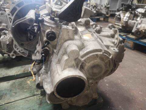 Foto 2ª: Caja Cambios Audi Q3 CFFB (2014)