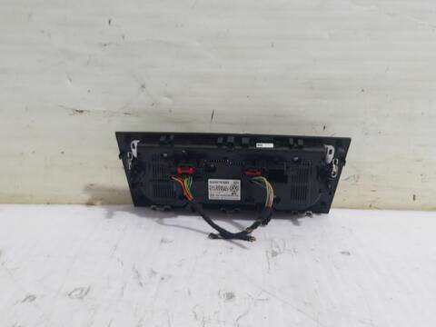 Foto 2ª: Mando Climatizador Volkswagen Golf COMFORTLINE BLUEMOTION AUT. 150CV (2013)