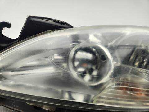 Foto 3ª: Faro Izquierdo Peugeot 5008 PREMIUM 150CV 110KW [RHE] (2010)