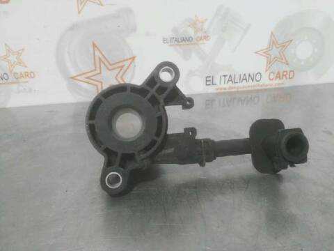 Foto 3ª: Bomba Embrague Renault Clio 65CV 48KW