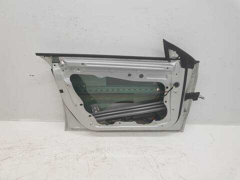 Foto 3ª: Puerta Delantera Izquierda Mercedes Clase C 160 CLA 200 CDI 117.308) (2014)