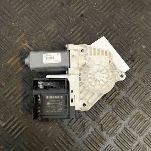 Elevalunas Eléctrico Delantero Izquierdo Volkswagen Passat 0.1