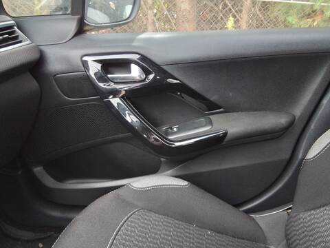 Foto 4ª: Tapizados Cartoneras Peugeot 208 STYLE 82CV 60KW [HM01] (2016)
