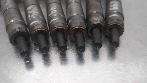 Foto 2ª: Inyectores Bmw X5 XDRIVE40D 306CV 225KW [N57SD30B] (2011)