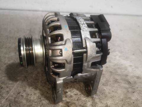 Foto 2ª: Alternador Dacia Sandero D4F732 (2013)