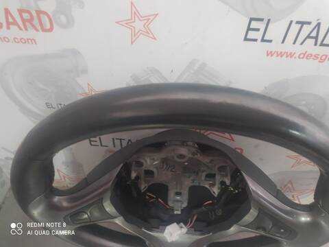 Foto 2ª: Volante Renault Clio TECHNOFEEL 90CV 66KW [H4BB4] (2015)