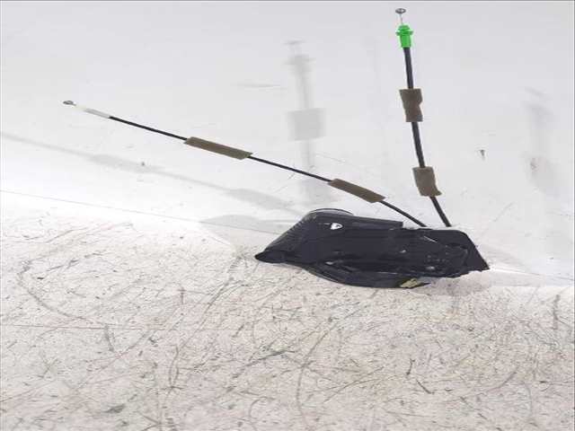 Cerradura Puerta Delantera Derecha Toyota Yaris 1.5 HYBRID MXPH11) 92CV