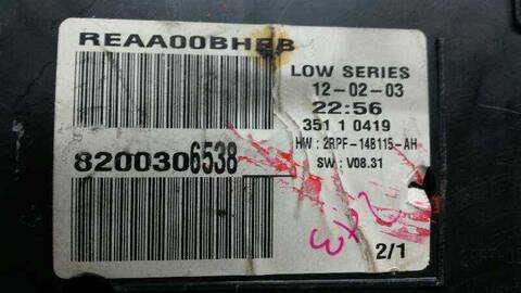 Foto 3ª: Cuadro de Instrumentos Renault Megane BERLINA 82CV 60KW II BERLINA 3P (2002)