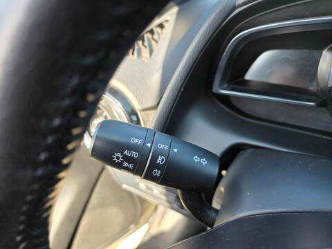 Mando Luces Mazda 2 ZENITH 116CV 85KW