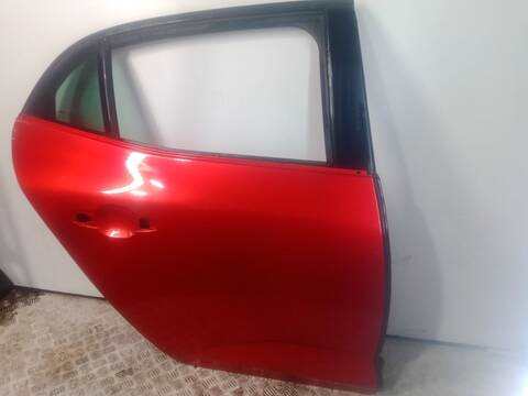 Foto 2ª: Puerta Trasera Derecha Renault Megane 1.2 TCE 130 B9MR) HATCHBACK 130CV 97KW IV HATCHBACK B9A/M/N_) [H5F 408]