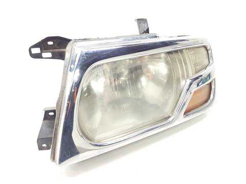 Foto 2ª: Faro Izquierdo Mitsubishi Montero 3.2 DI-D INTENSE KAITEKI 5-PTAS.) (2001)