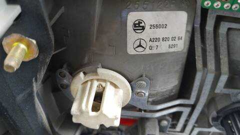 Foto 4ª: Piloto Trasero Derecho Mercedes Clase S 220 320 CDI 220.026) BERLINA 197CV 145KW [613960] (2001)