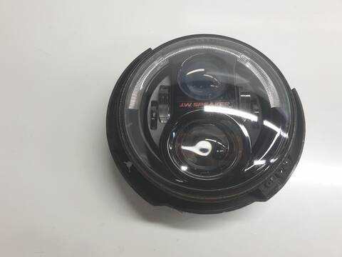 Faro Derecho Jeep Wrangler SAHARA