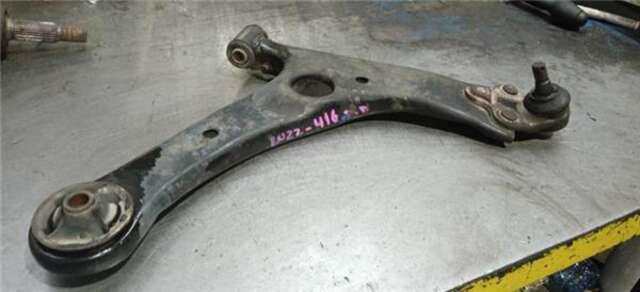 Brazo Suspension Delantero Derecho Toyota Avensis 1.8 SOL BERLINA (5-PTAS) [1.8 LTR. - 95 KW 16V CAT]