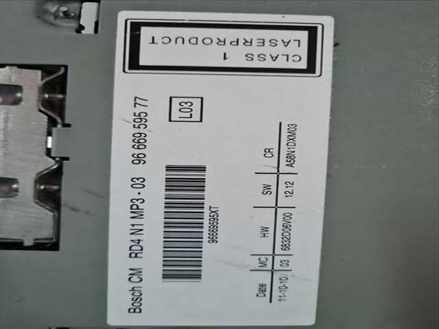 Foto 4ª: Sistema Audio Radio CD Peugeot 5008 PREMIUM 150CV 110KW [RHE] (2010)