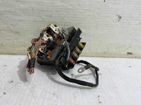 Caja Reles Fusibles Peugeot 308 ENVY 112CV