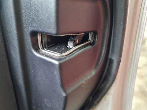 Cerradura Puerta Delantera Derecha Lexus IS 220D 177CV 130KW