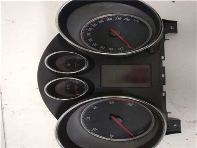 Foto 3ª: Cuadro de Instrumentos Opel Insignia 2.0 CDTI (131 CV) BERLINA [A20DTH]