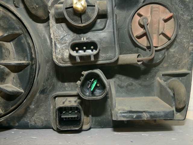 Foto 3ª: Faro Derecho Hyundai Santa Fe 2.0 CRDI 2001-2006 [D4EA] (2003)