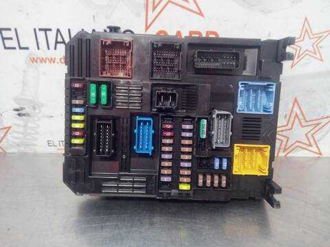 Caja Reles Fusibles Peugeot 208 ALLURE 101CV 74KW
